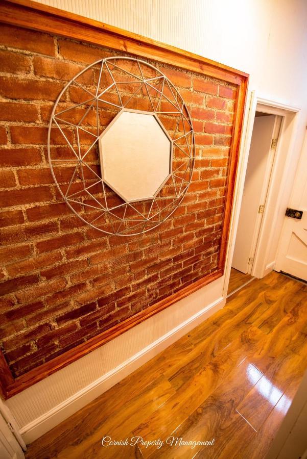 River Street Apartments Truro Bagian luar foto